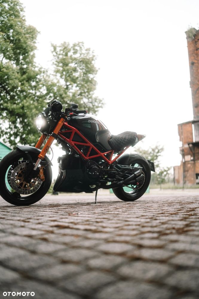 Ducati Monster - 3