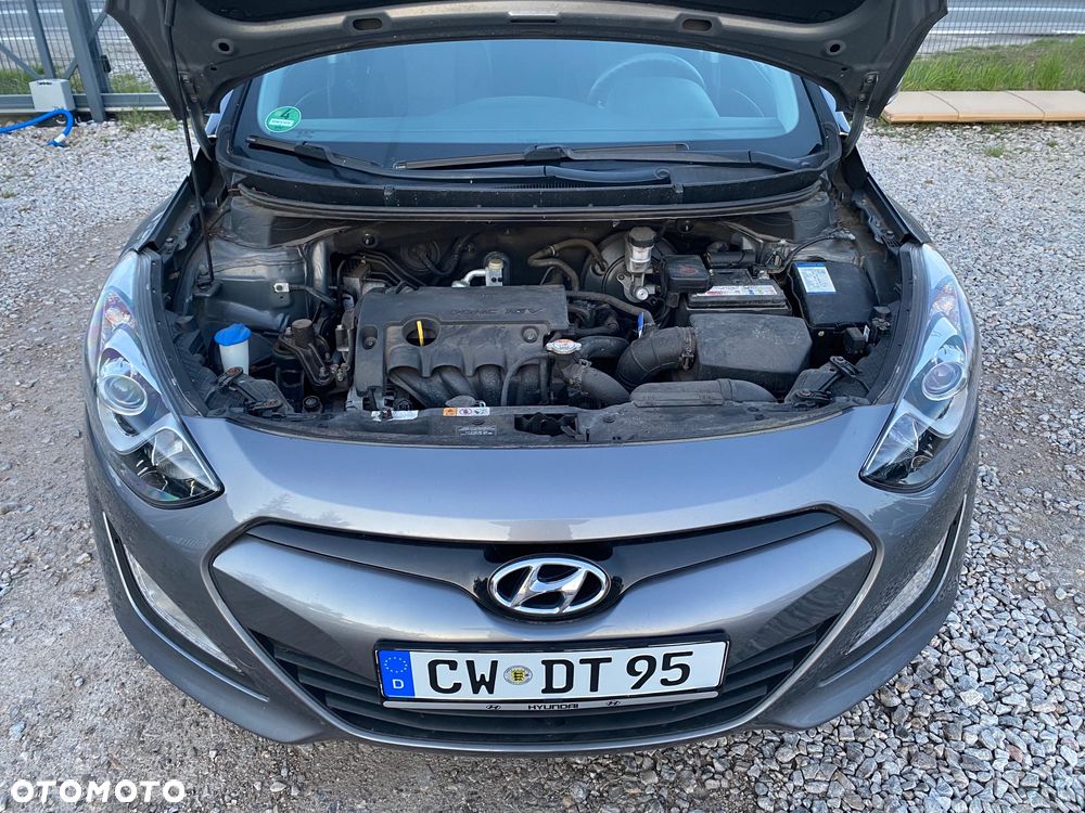 Hyundai i30 1.4 Premium - 14