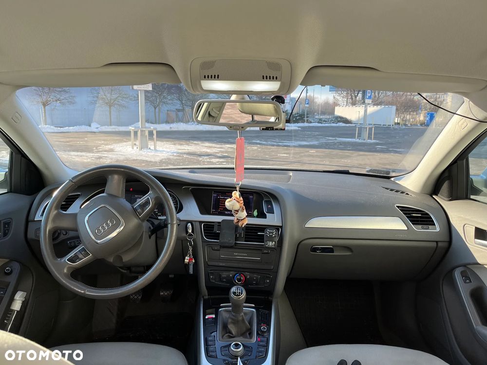 Audi A4 Avant 2.0 TDI DPF Attraction - 14