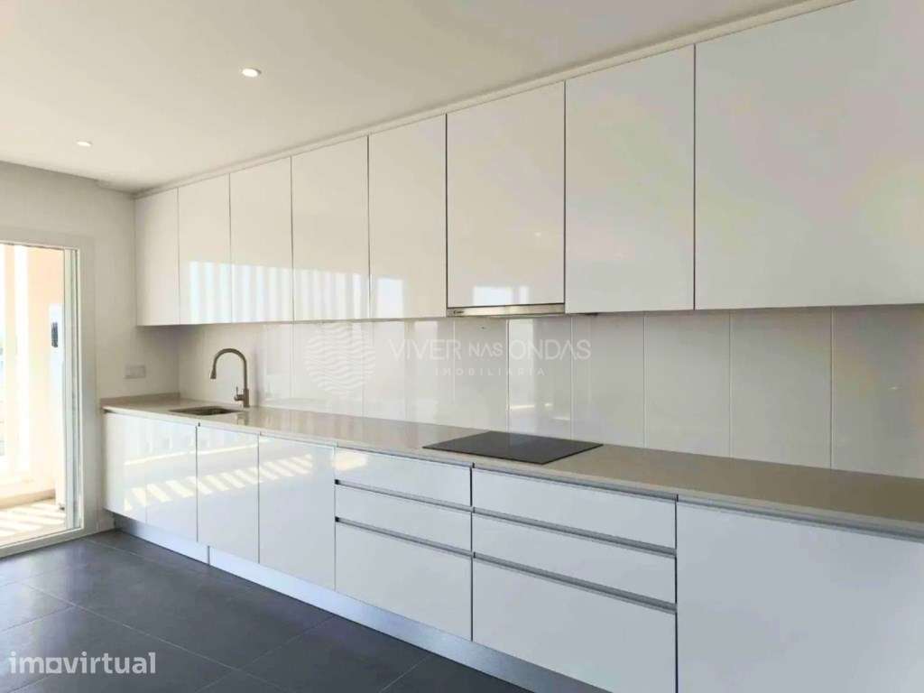 Apartamento T3 Novo com Parqueamento - Santa Marta do Pinhal, Corroios - Grande imagem: 5/26