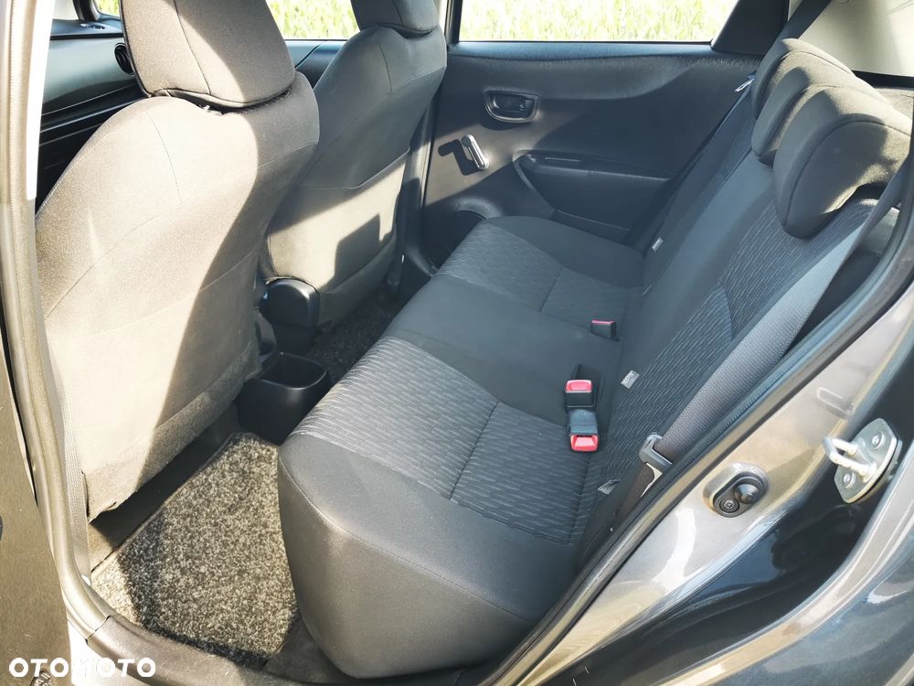 Toyota Yaris 1.0 VVT-i Edition - 11