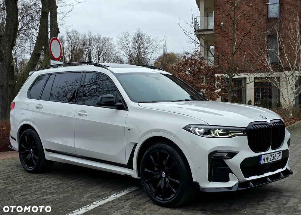 BMW X7 xDrive40i - 27