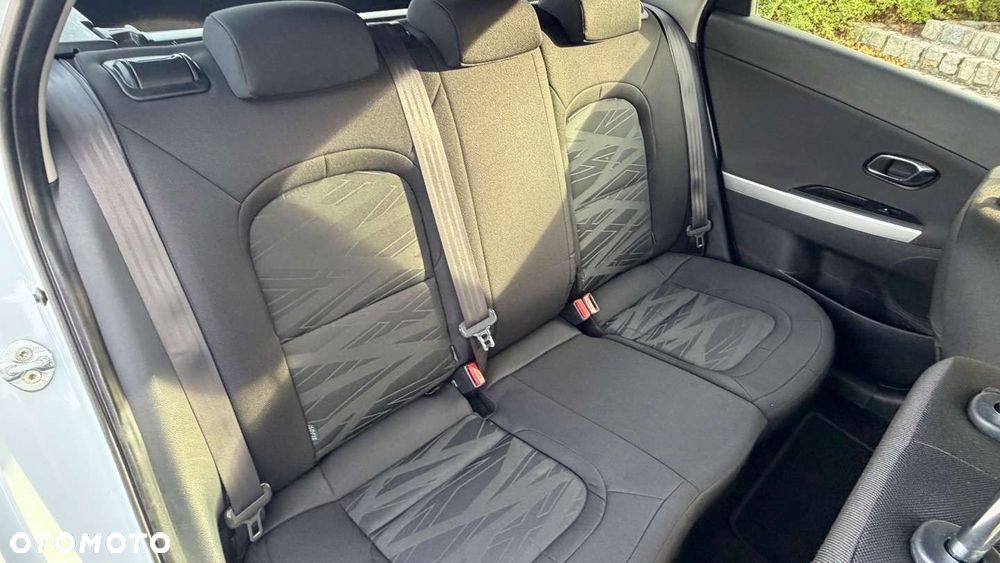 Kia Ceed - 21