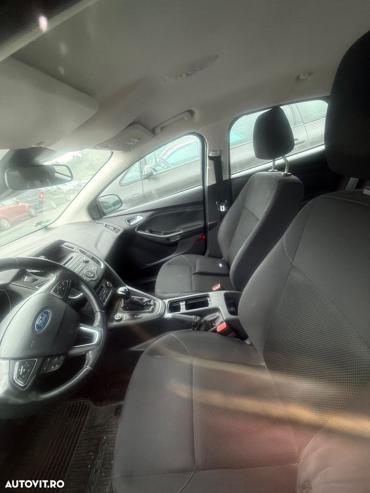 Ford Focus 1.0 EcoBoost Start Stop Trend - 6