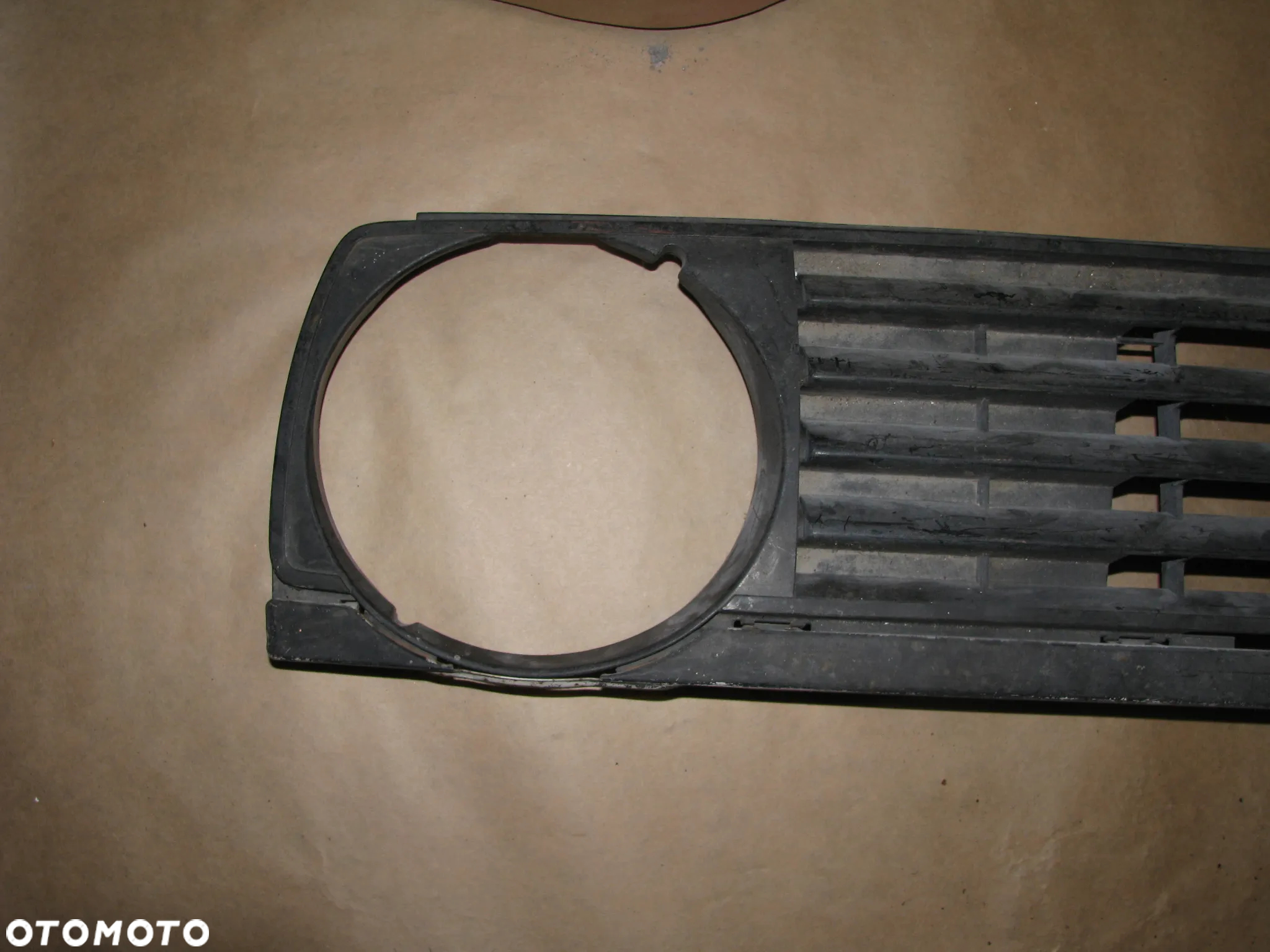 GRILL ATRAPA VW GOLF II MK2 - 2