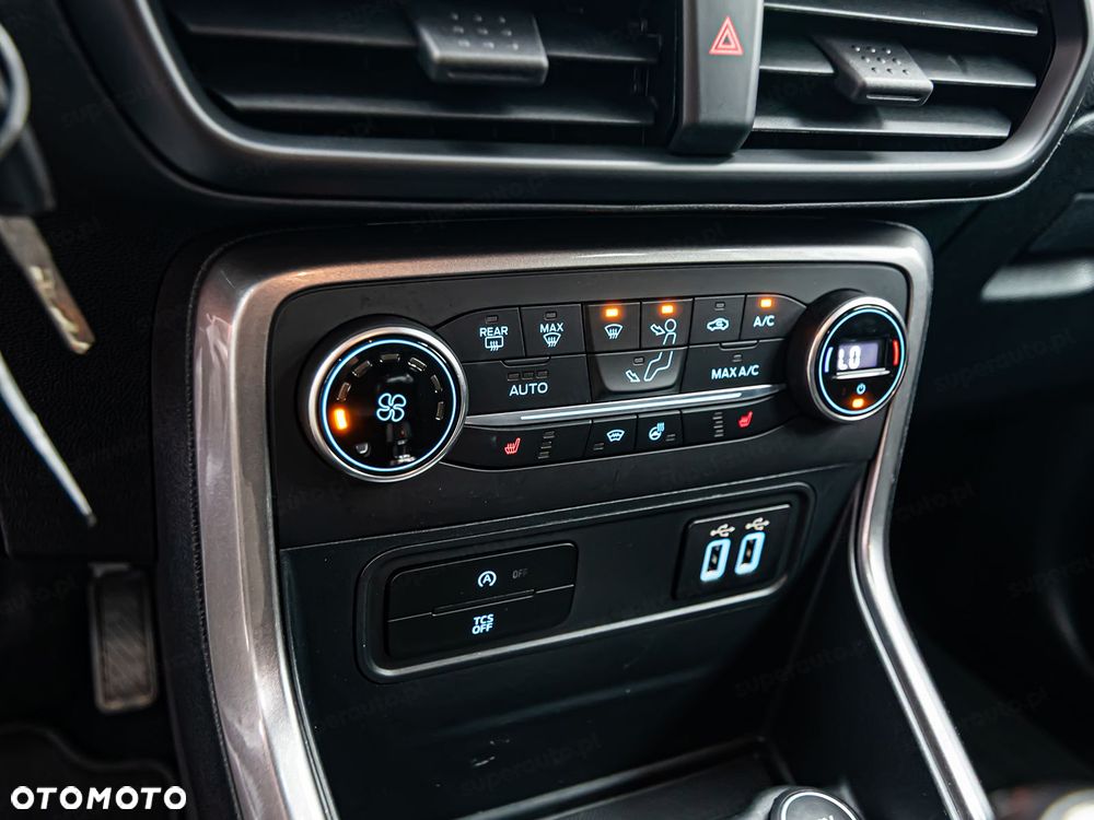 Ford EcoSport - 18