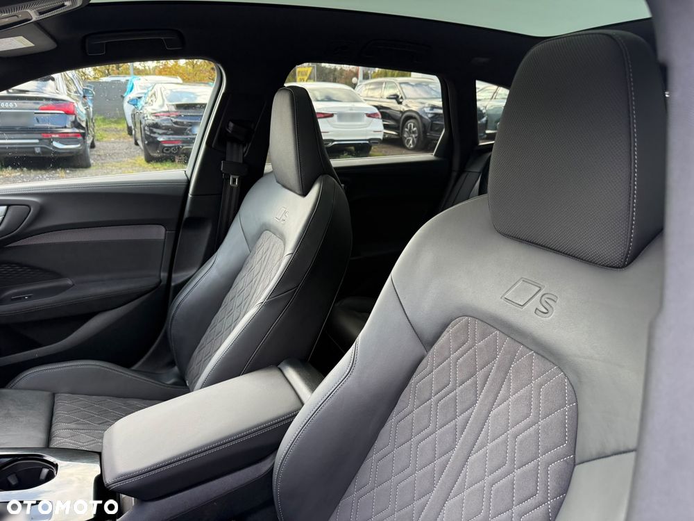 Audi A5 Avant e-hybrid quattro 270 kW S tronic - 28