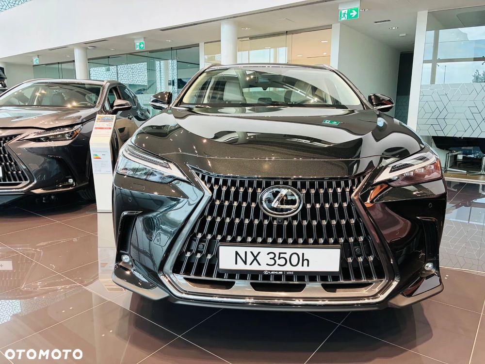 Lexus NX 350h Omotenashi AWD - 8