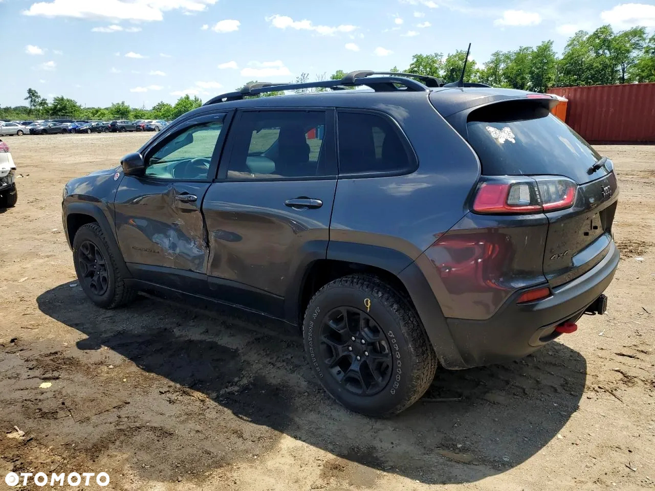 Jeep Cherokee - 3