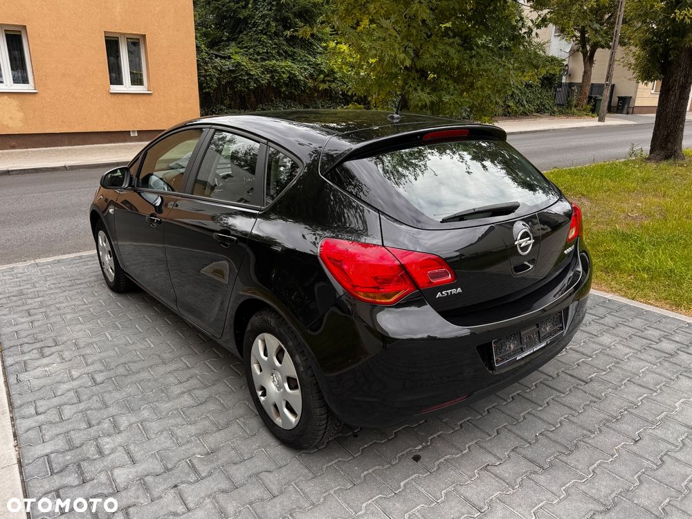Opel Astra 1.4 EcoFLEX Edition - 9