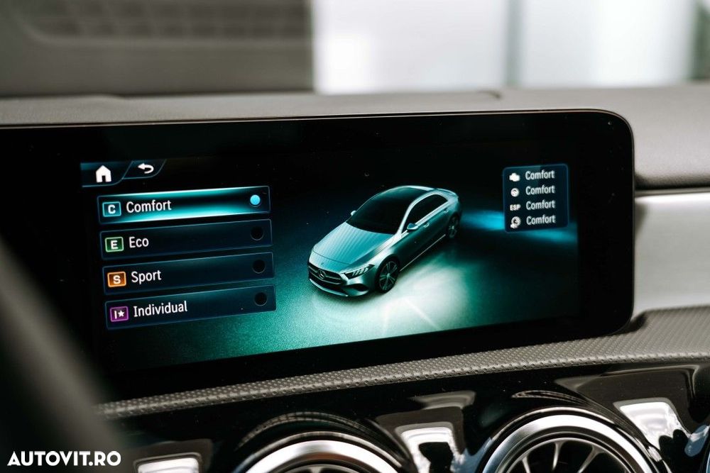 Mercedes-Benz A - 32