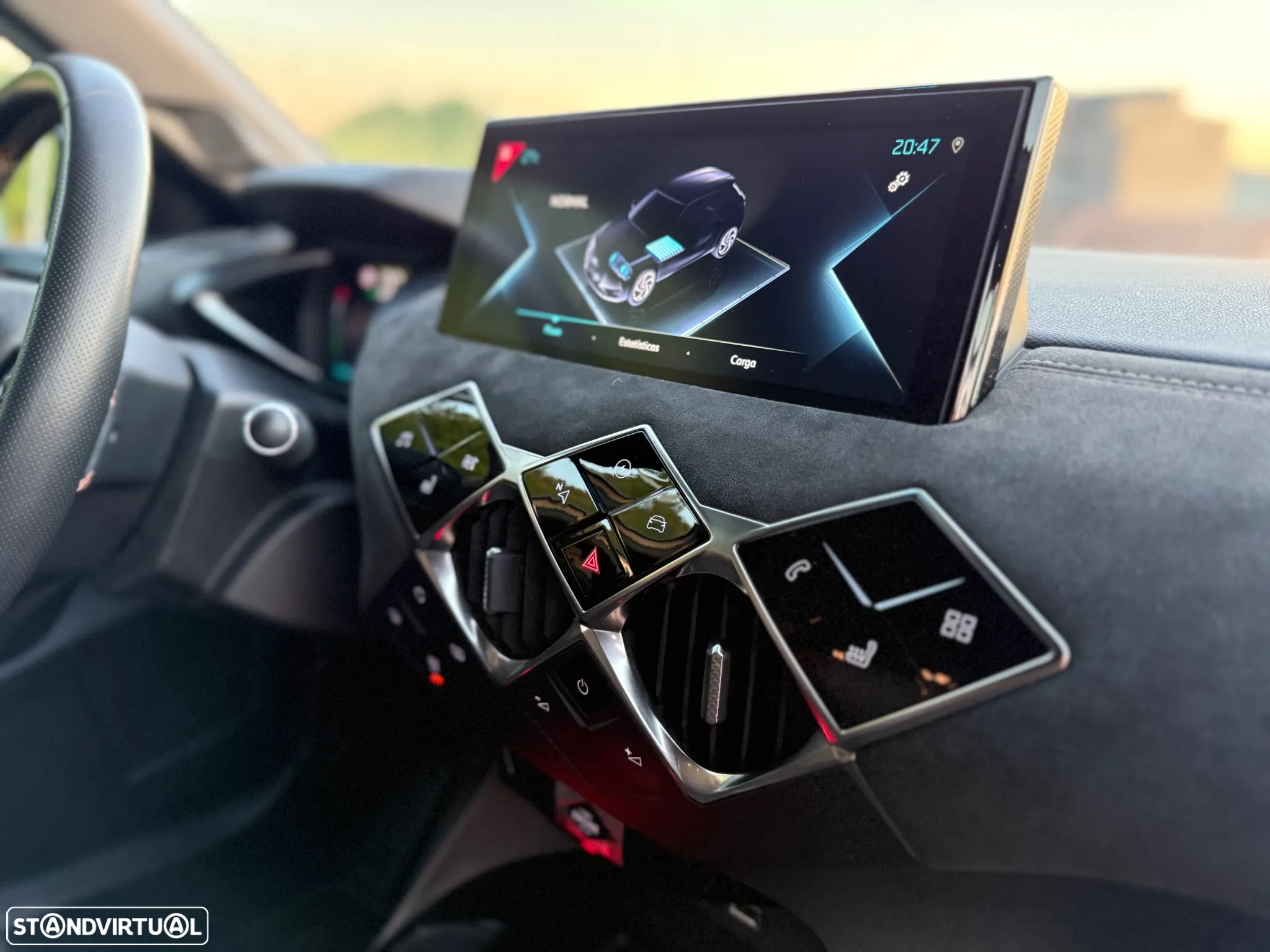 DS DS3 Crossback E-TENSE PERFORMANCE LINE - 13