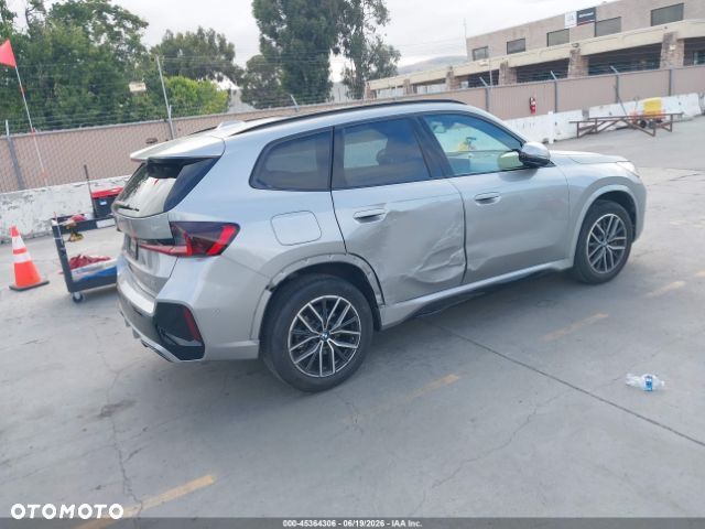 BMW X1 xDrive25i xLine - 4