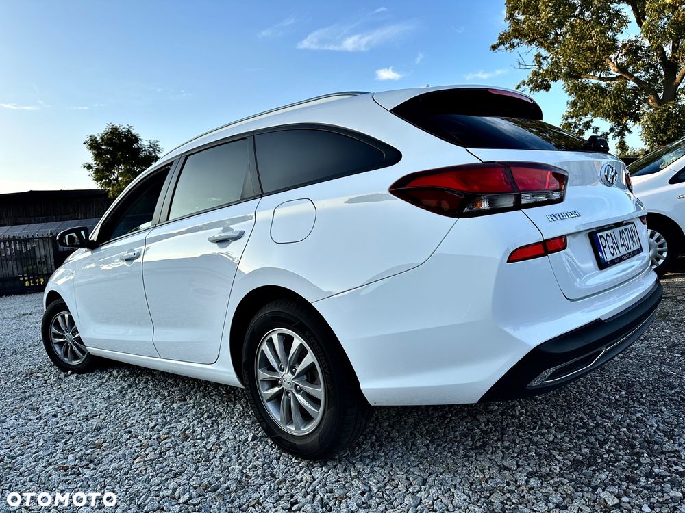 Hyundai i30 1.5 T-GDI 48V Executive - 26