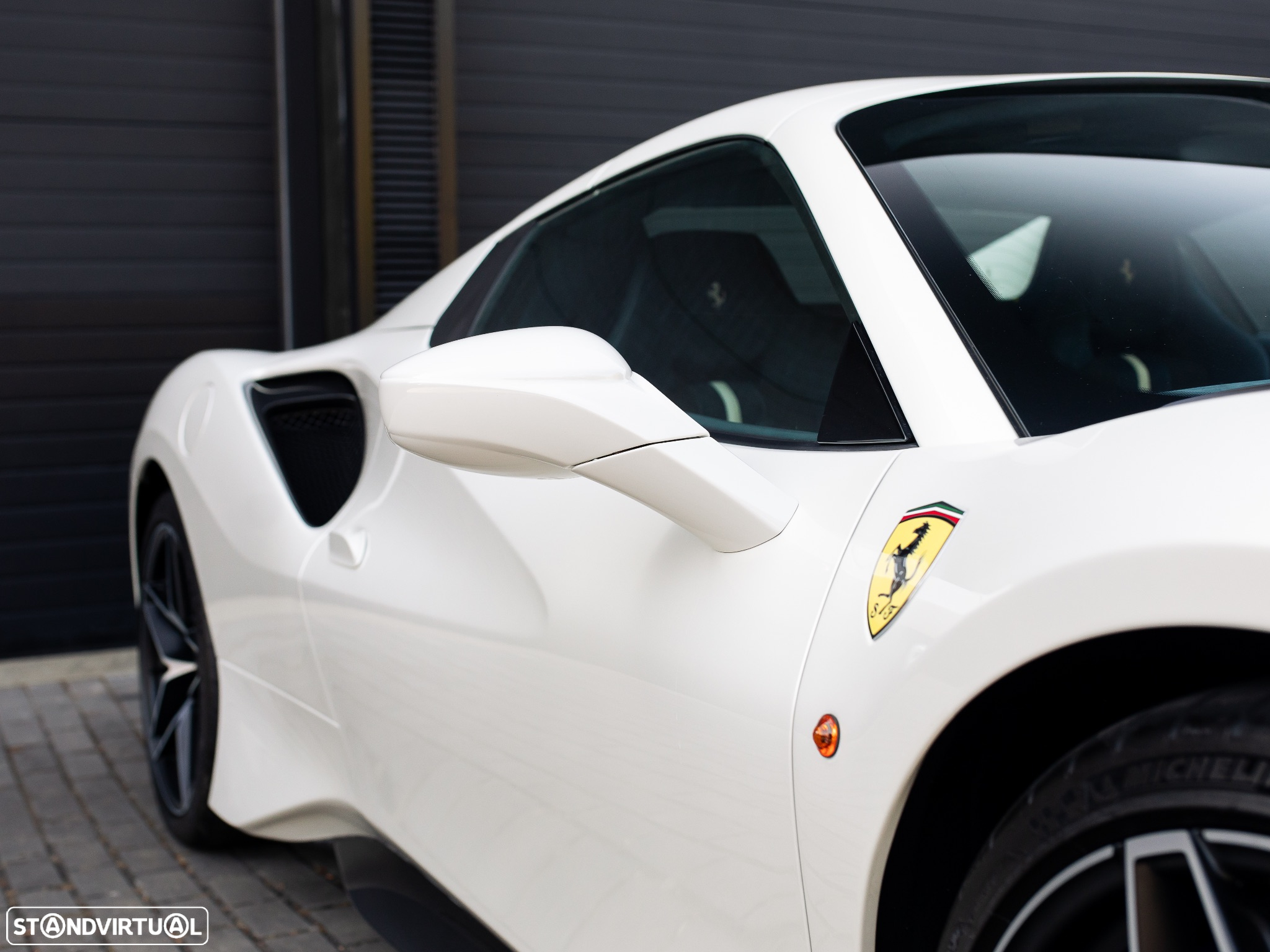 Ferrari 488 Pista Spider - 13
