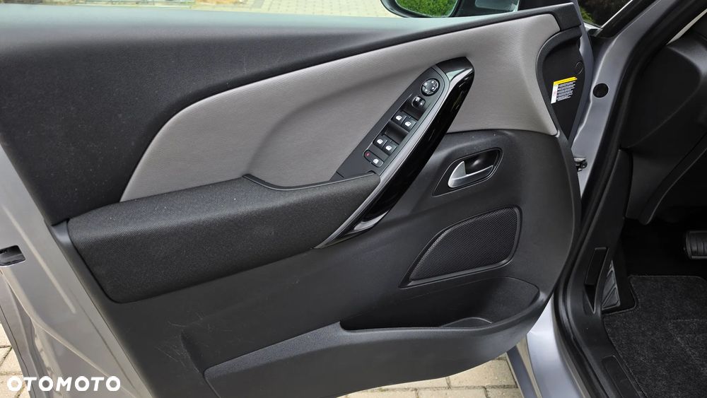 Citroën C4 Grand Picasso 1.6 BlueHDi MoreLife S&S EAT6 - 15