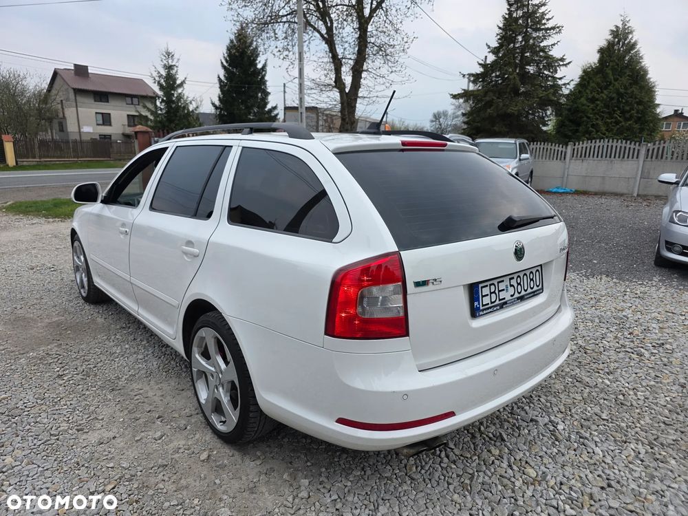 Skoda Octavia 2.0 TDI RS - 2