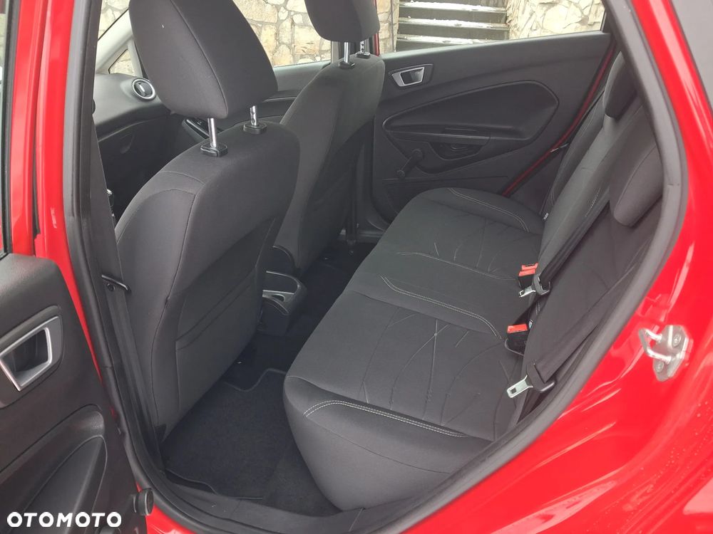 Ford Fiesta 1.25 Celebration - 11