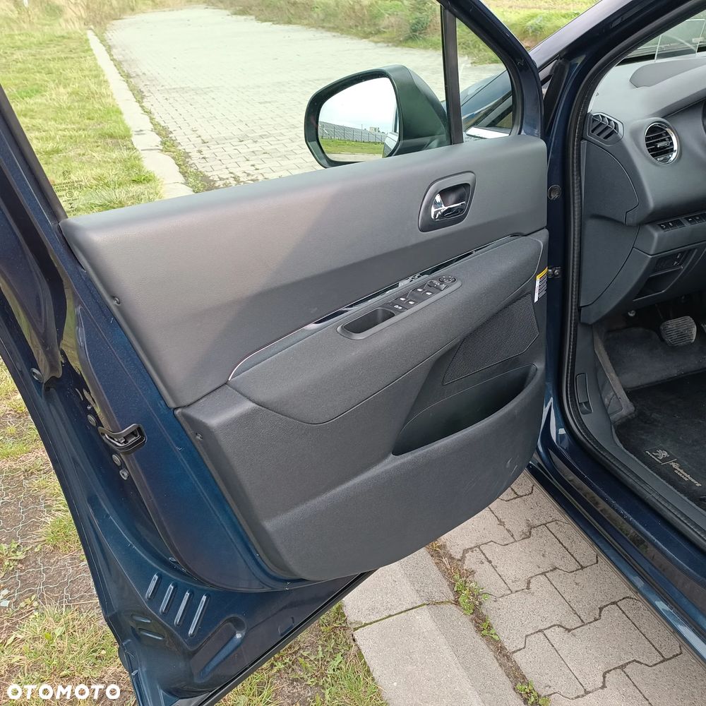 Peugeot 5008 e-HDI 115 ETG6 Stop&Start Active - 28