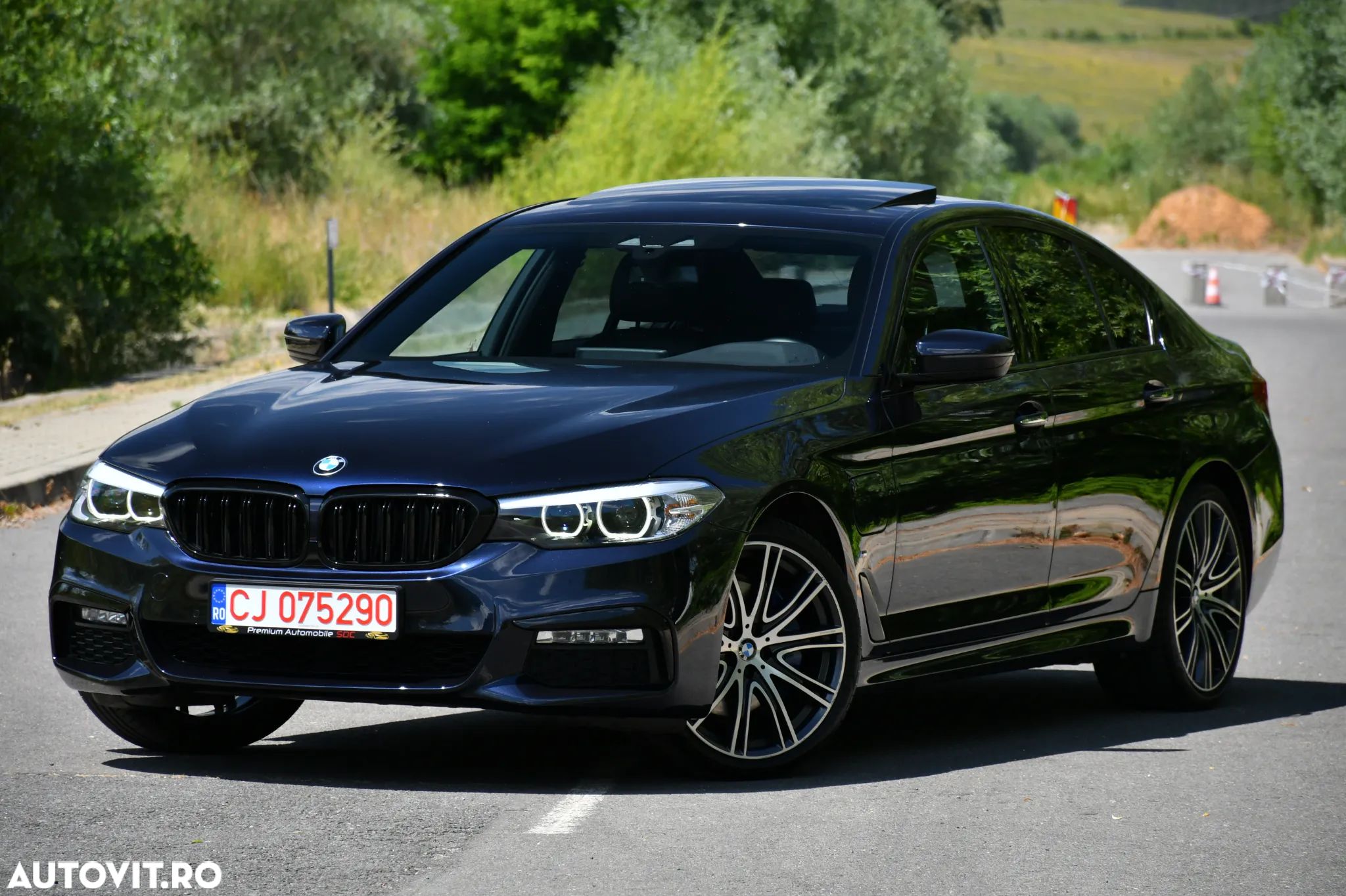 BMW Seria 5 530e iPerformance Aut. - 1