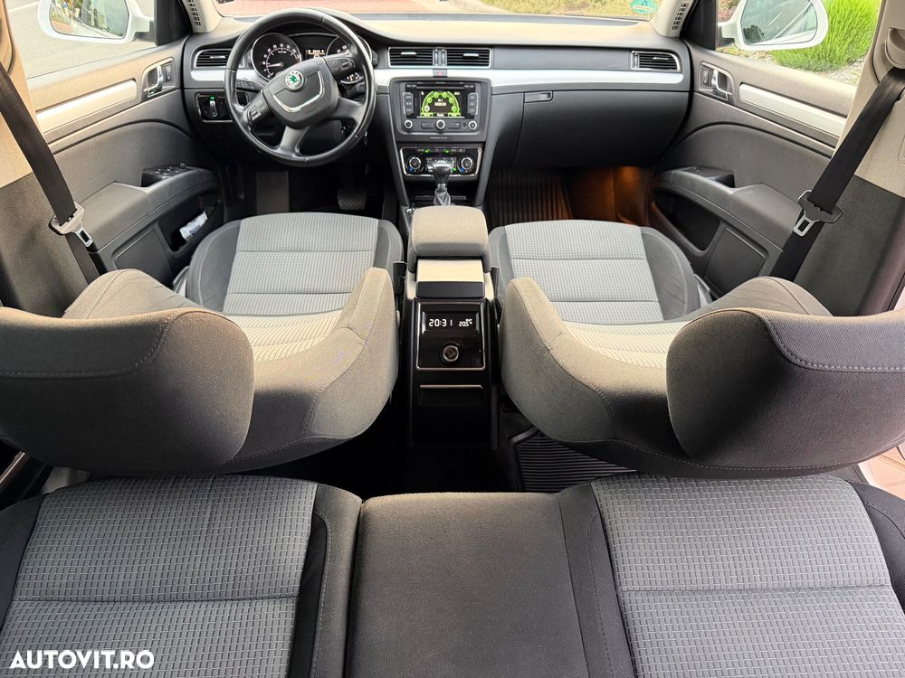SKODA Superb 2011 — imagine 5