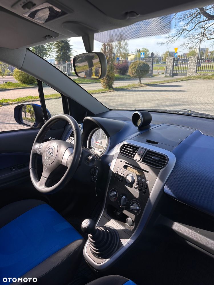 Opel Agila 1.2 Edition - 24
