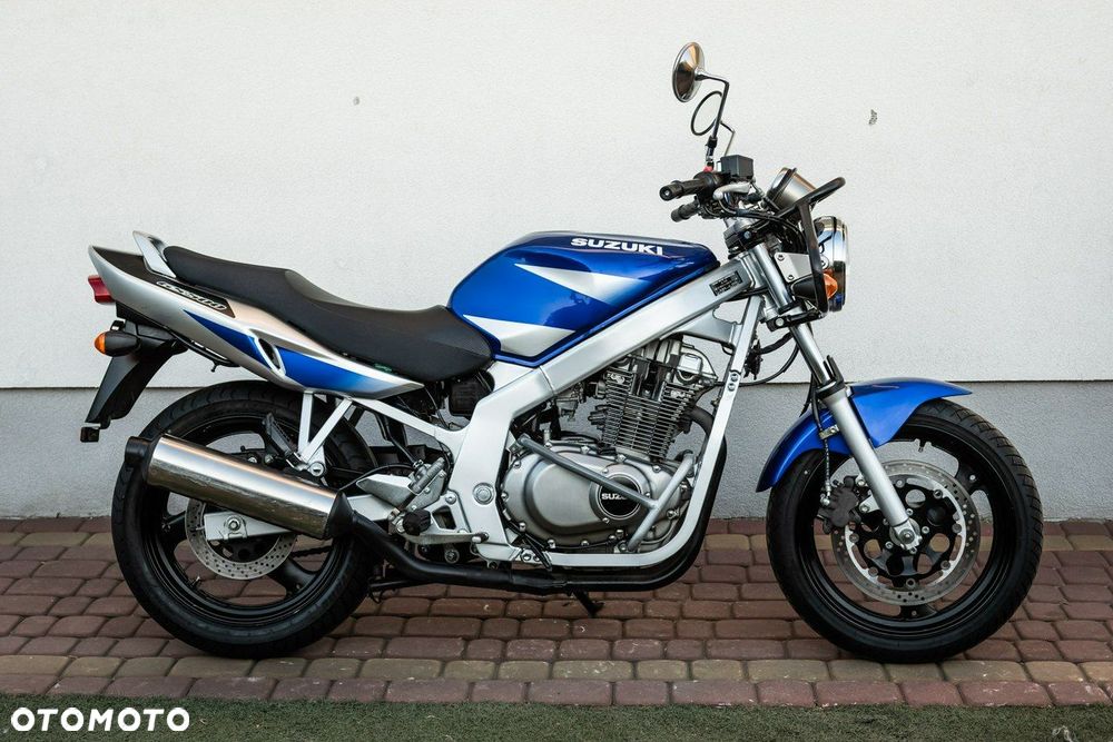 Suzuki GS - 3