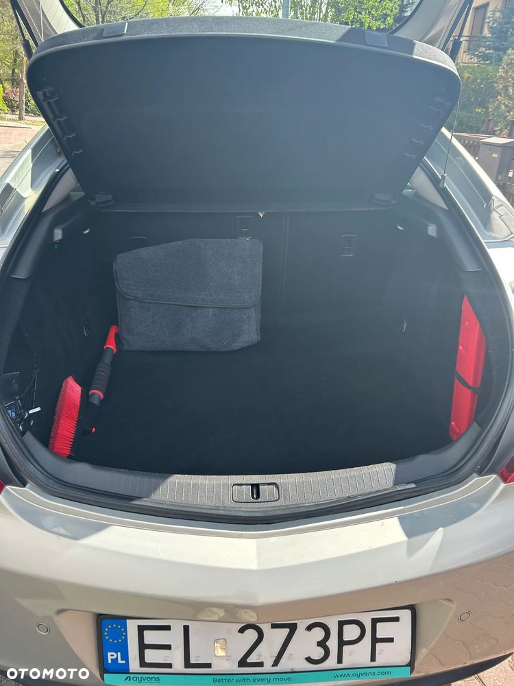Opel Insignia - 10