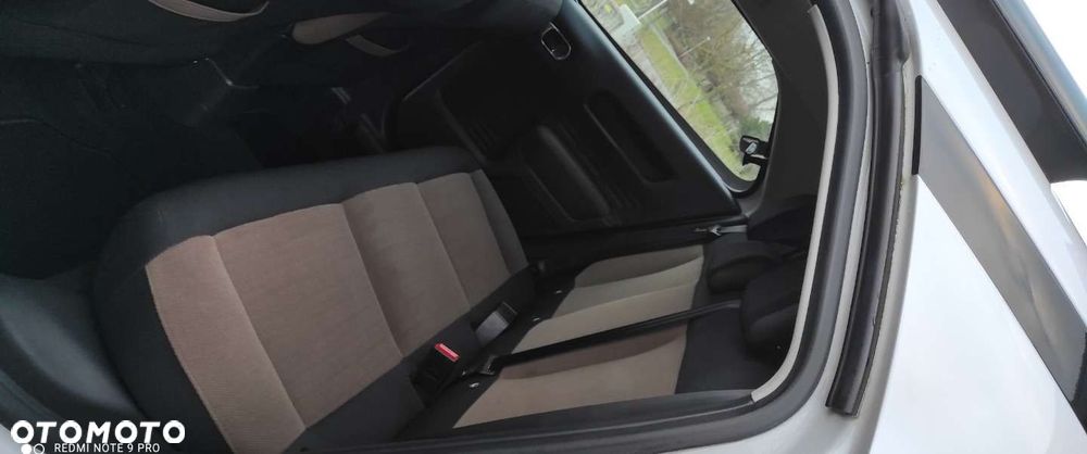 Citroën C4 Cactus - 27