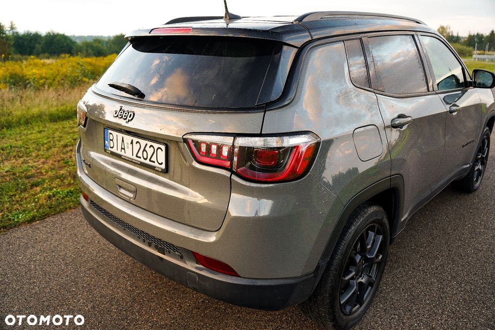 Jeep Compass - 15