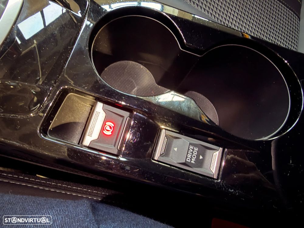 Peugeot 208 1.2 PureTech GT Line EAT8 - 23