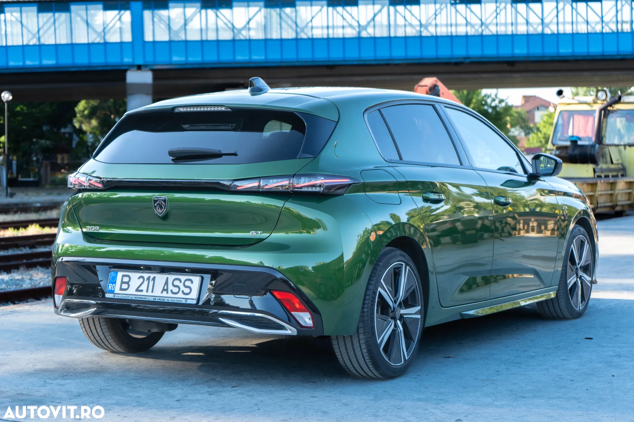 Peugeot 308 1.2L PureTech 130 S&S EAT8 GT - 4