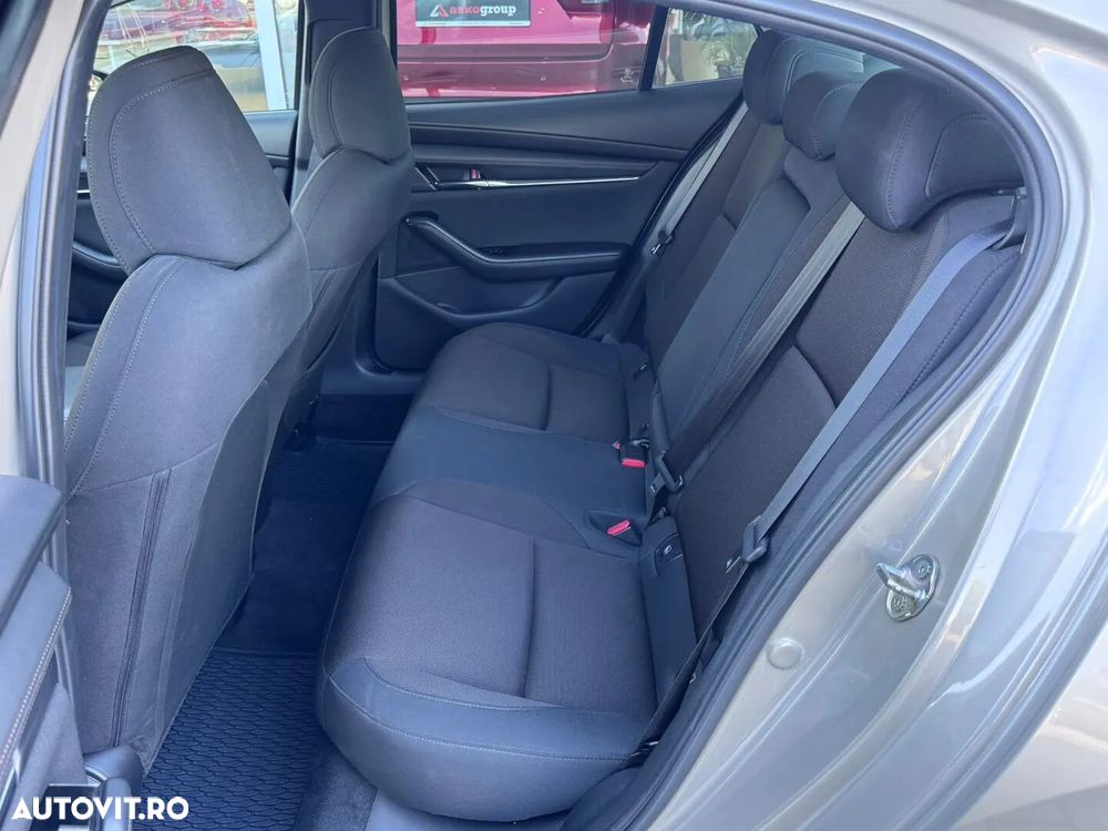 Mazda 3 - 14