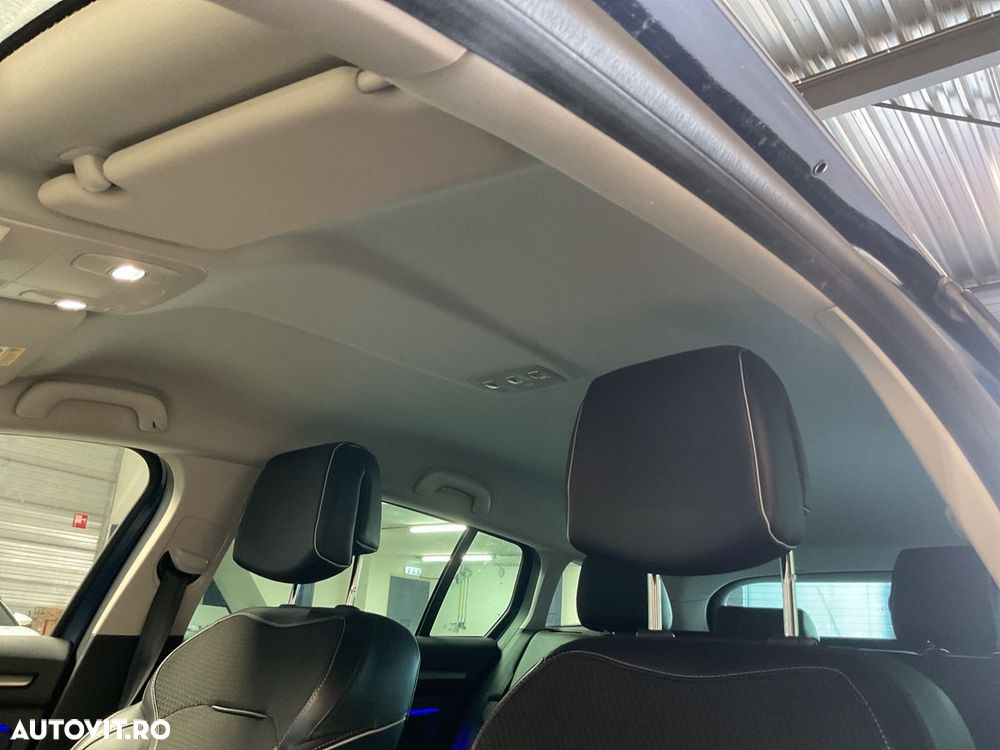 Renault Megane ENERGY TCe 140 EDC BOSE EDITION - 15