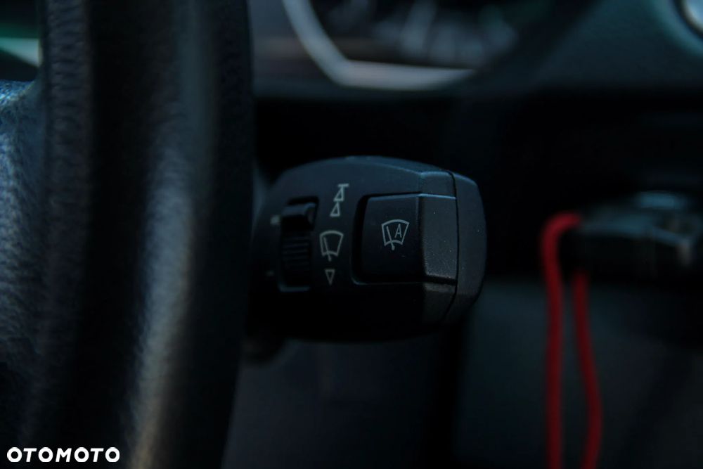 BMW Seria 1 - 15