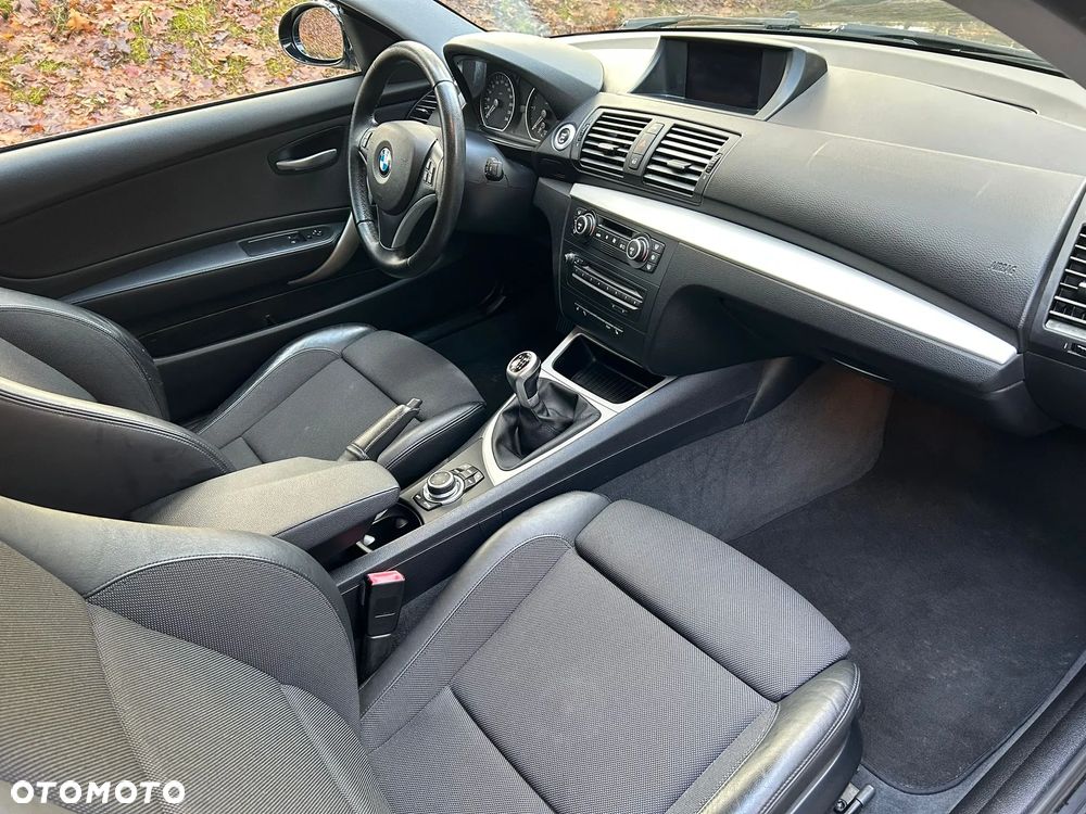 BMW Seria 1 118d DPF - 22