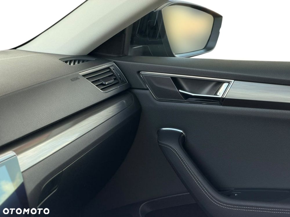 Skoda Superb 2.0 TDI SCR Style DSG - 14