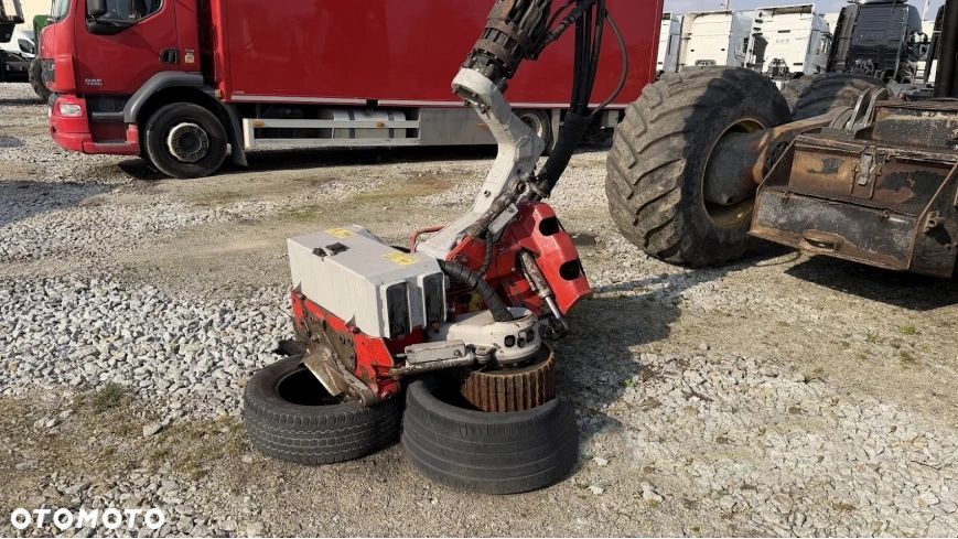 Inny Harwester Ecolog 590D / żuraw 11 m / głowica ścinkowa - 4