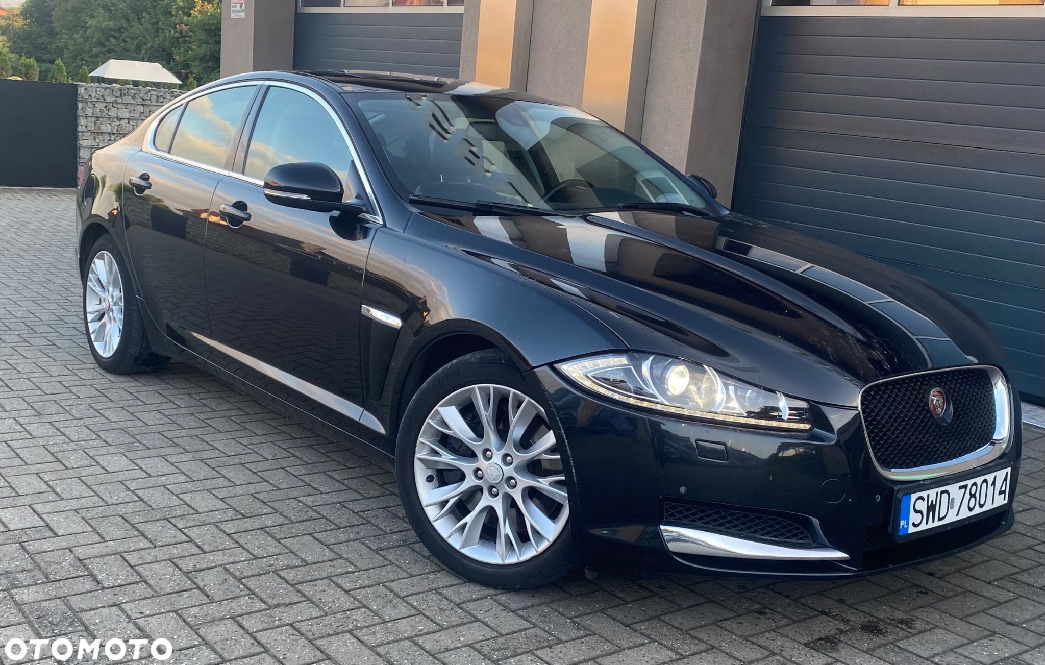Jaguar XF 3.0 V6 D S Luxury - 1