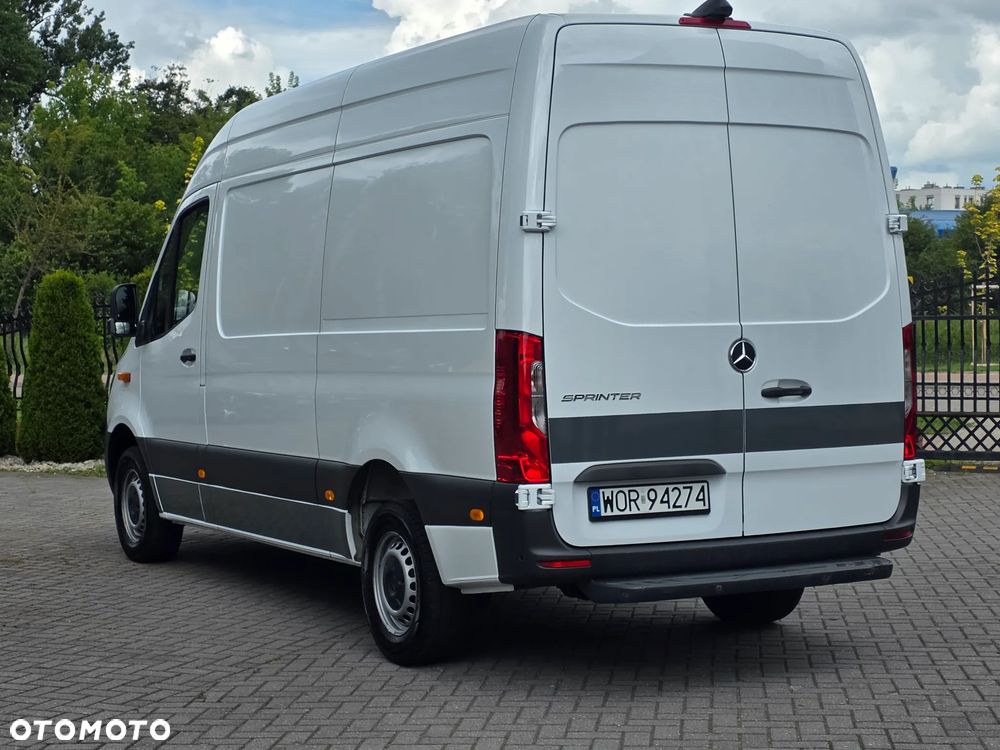 Mercedes-Benz Sprinter 317 - 21