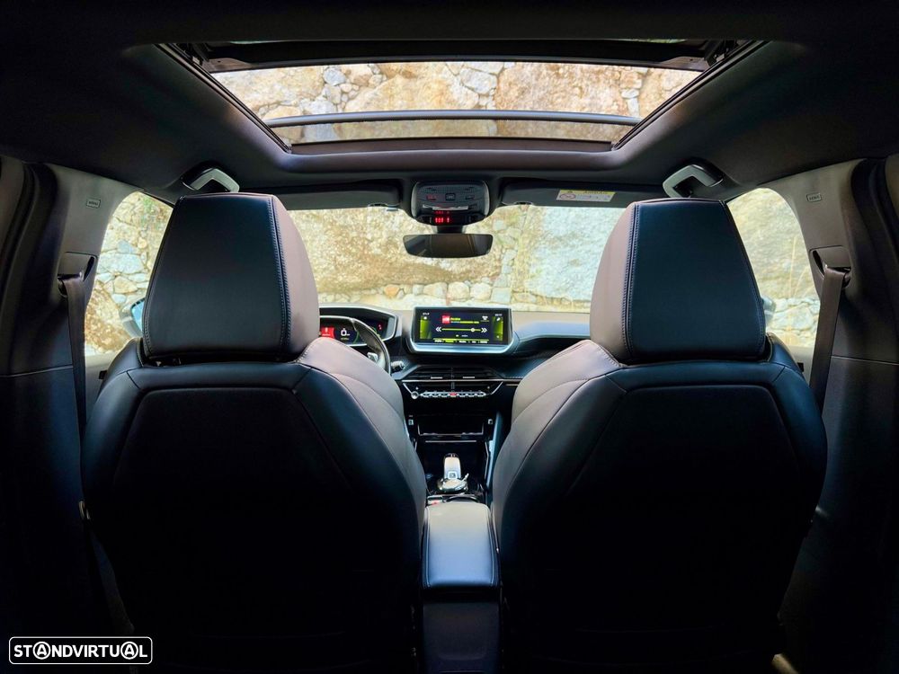 Peugeot 2008 PureTech 155 EAT8 GT - 49