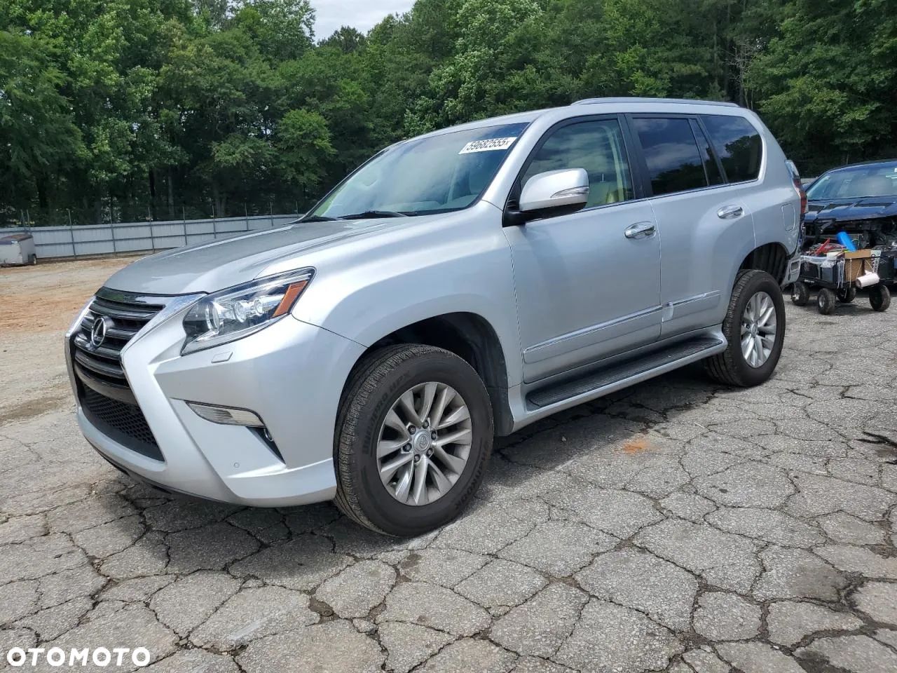 Lexus GX - 1