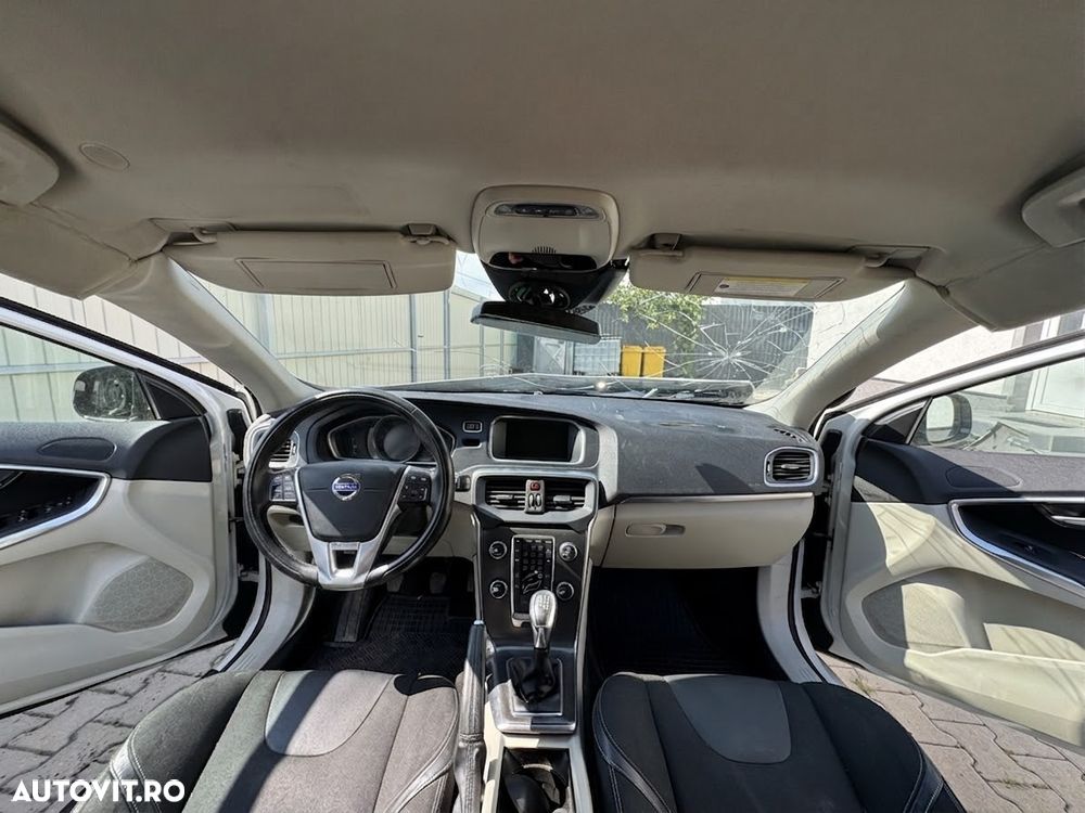 Volvo V40 D2 94g Basic - 7