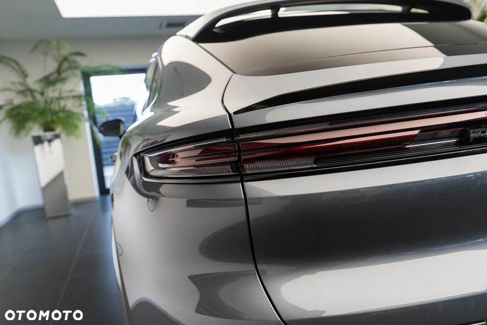 Porsche Cayenne Black Edition - 38