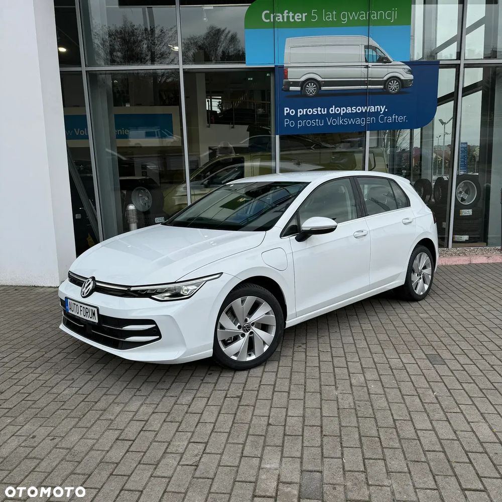 Volkswagen Golf 1.5 TSI EHybrid PHEV 150kW Life Plus DSG - 2