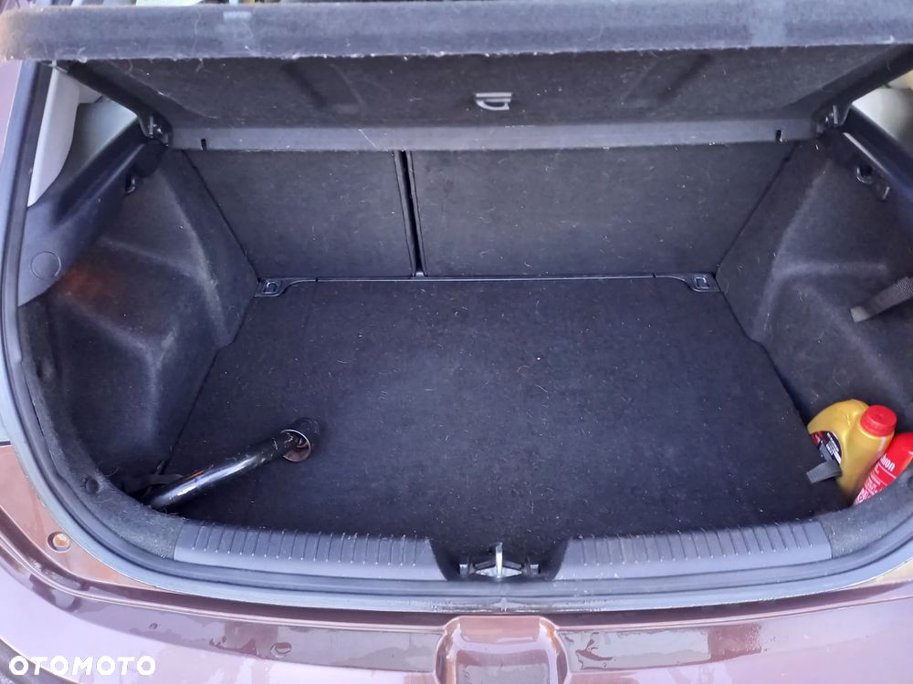 Kia Ceed - 15