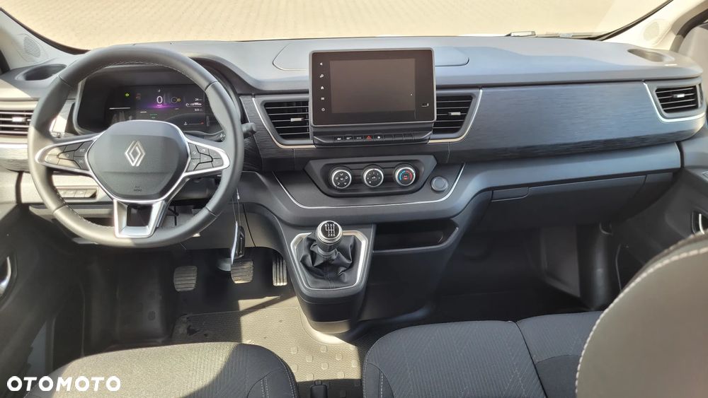 Renault Trafic - 11