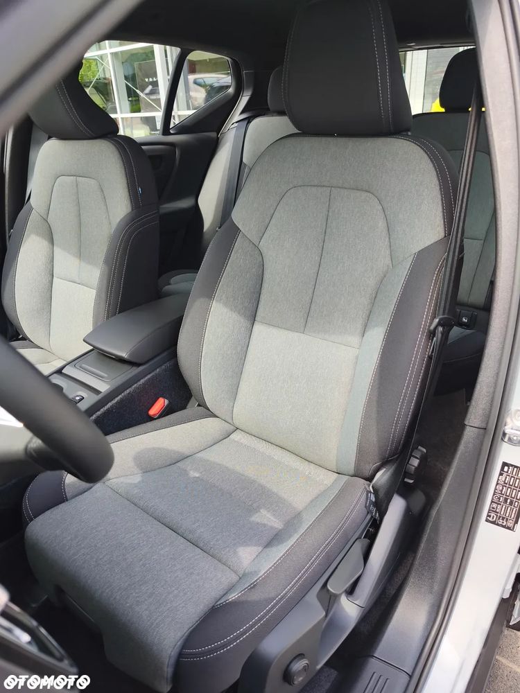 Volvo XC 40 B4 Core - 12