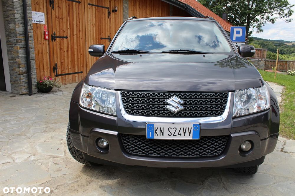 Suzuki Grand Vitara 1.6 De luxe - 10