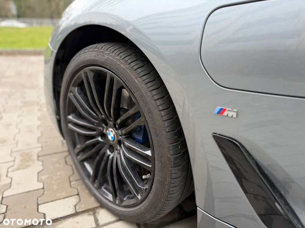 BMW Seria 5 530e iPerformance M Sport sport - 12